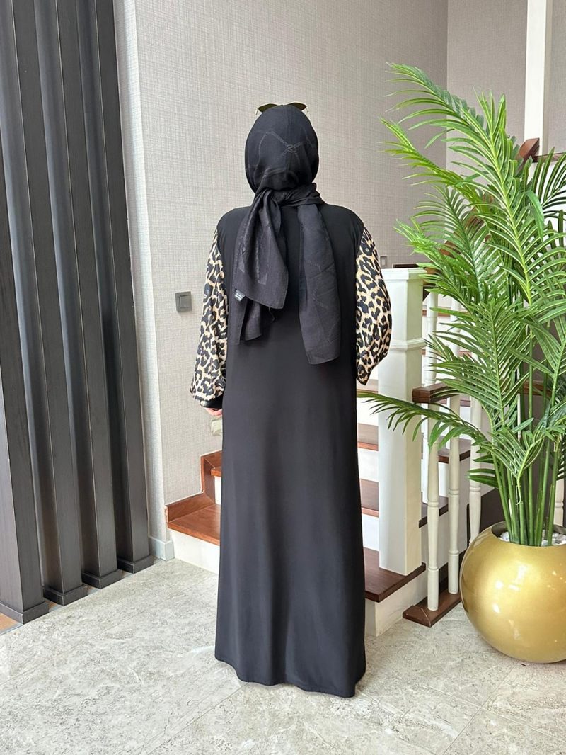 Betty Krem Mini İşlemeli Buklet Elbise